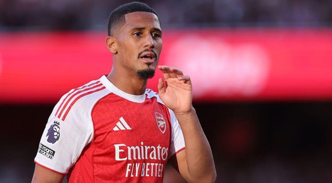 William Saliba Cedera Punggung, Arsenal Kehilangan Bek Andalan dalam Waktu Lama